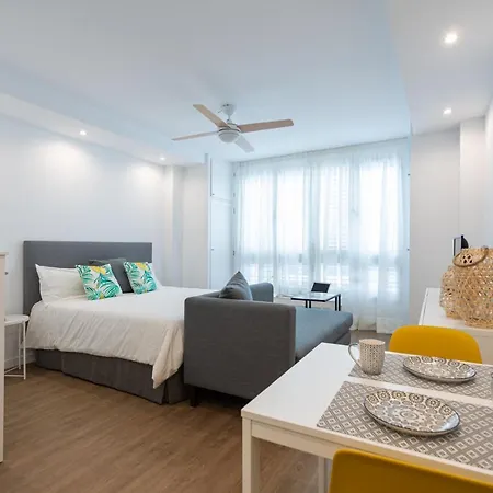 Homeforguest Moderno Estudio Junto A Canteras Апартаменты *