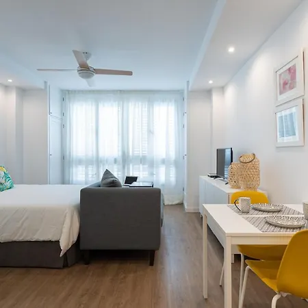 Homeforguest Moderno Estudio Junto A Canteras * Лас-Пальмас-де-Гран-Канария